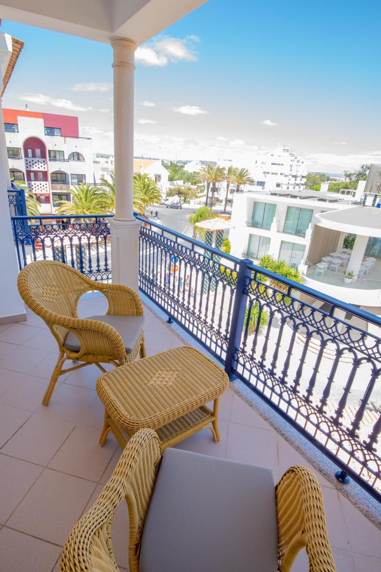 Charm Apartment T2 All With Big Terrace Albufeira Self Check-In エクステリア 写真